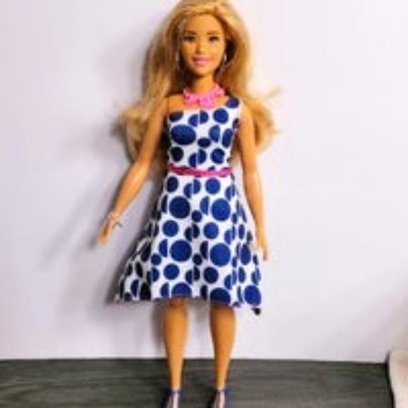 Barbie | Toys | Barbie Restyled Curvy Fashionista Doll | Poshmark Barbie | Toys | Barbie Restyled Curvy Fashionista Doll | Poshmark